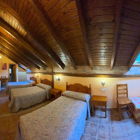 Hotel Casa Cuevas à Caín Extérieur photo