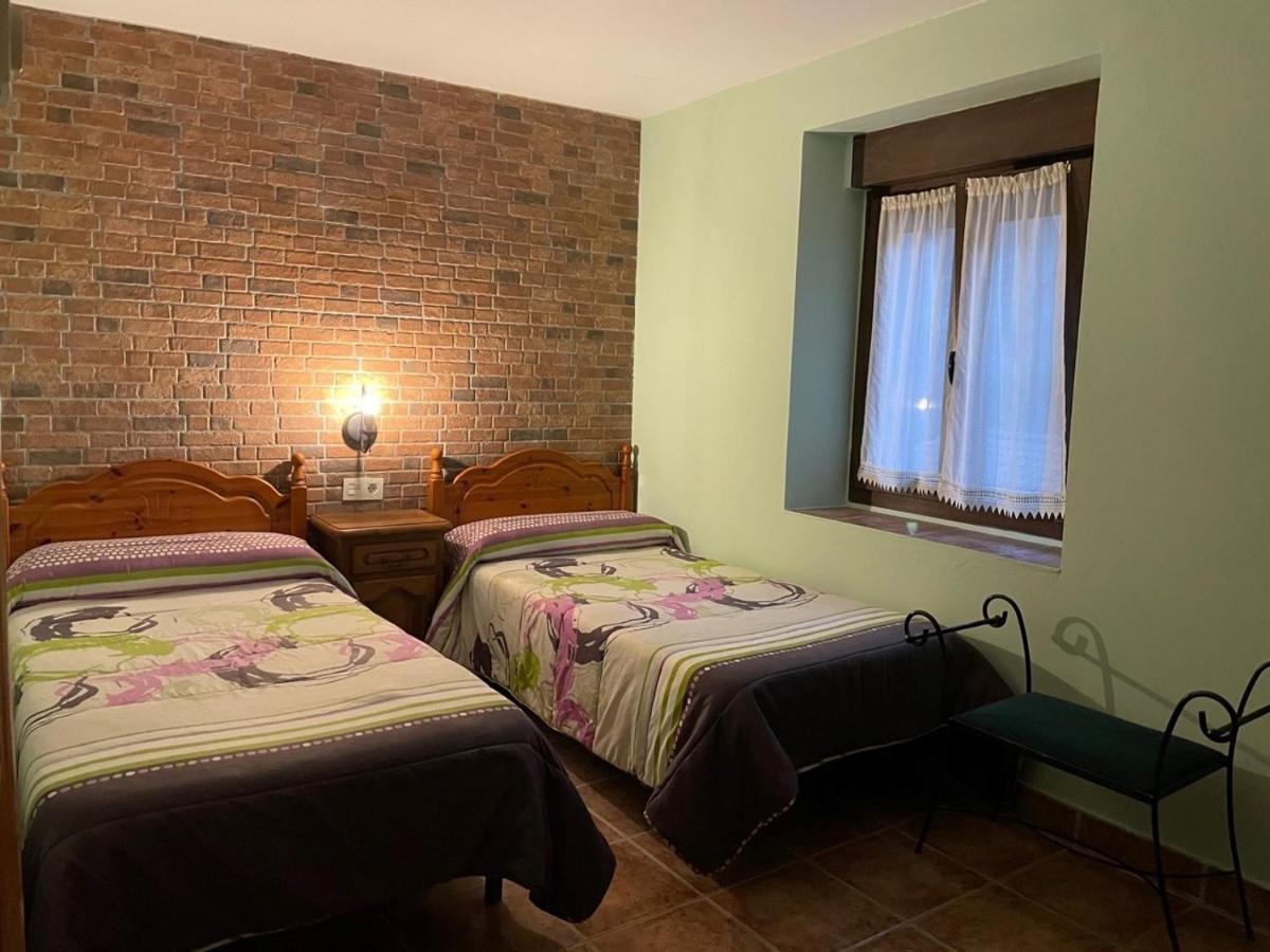 Hotel Casa Cuevas à Caín Extérieur photo
