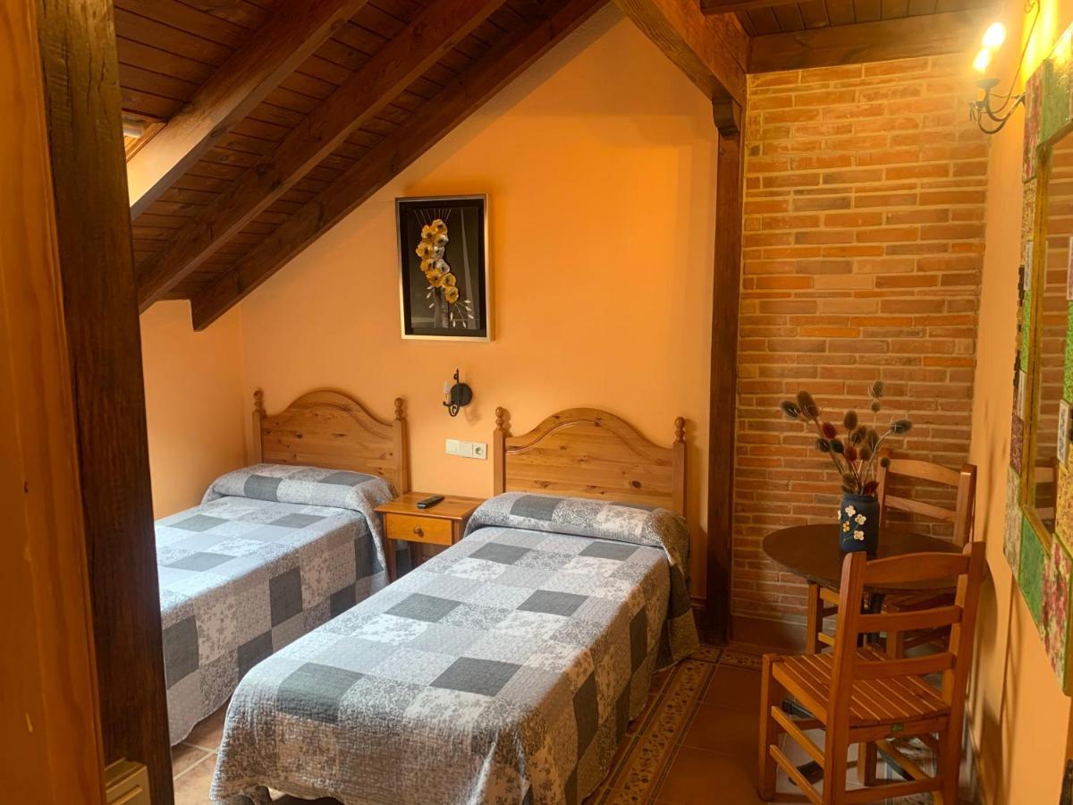 Hotel Casa Cuevas à Caín Extérieur photo