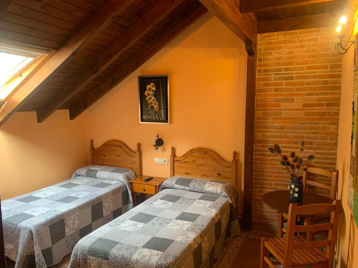 Hotel Casa Cuevas à Caín Extérieur photo